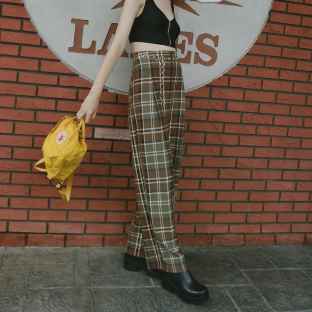 Urban Outfitters Plaid Cocoon Trouser Pant in Green Multi